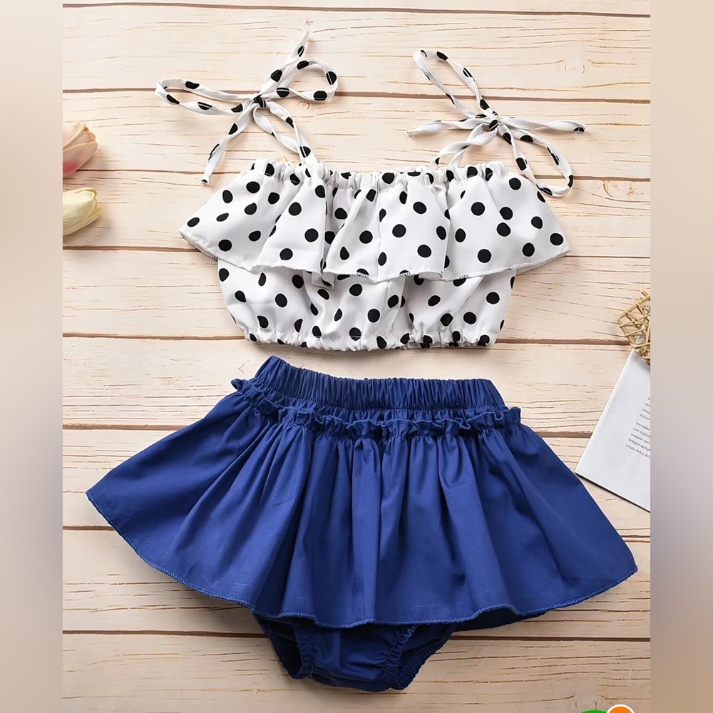 2pcs Baby Girls Thin Strap Tube Top & Shorts Set